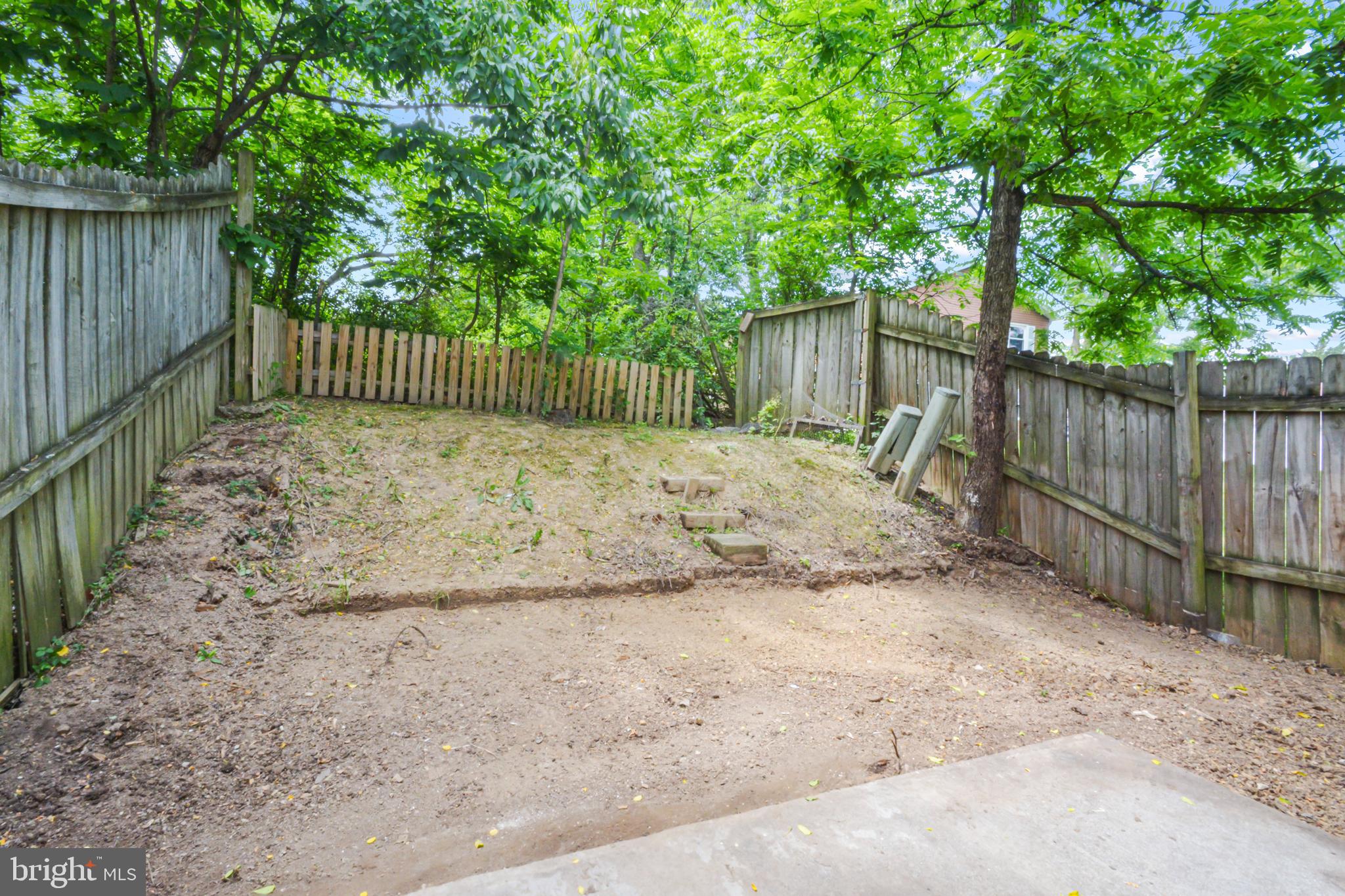 ASH HOLLOW ESTATES - Residential
