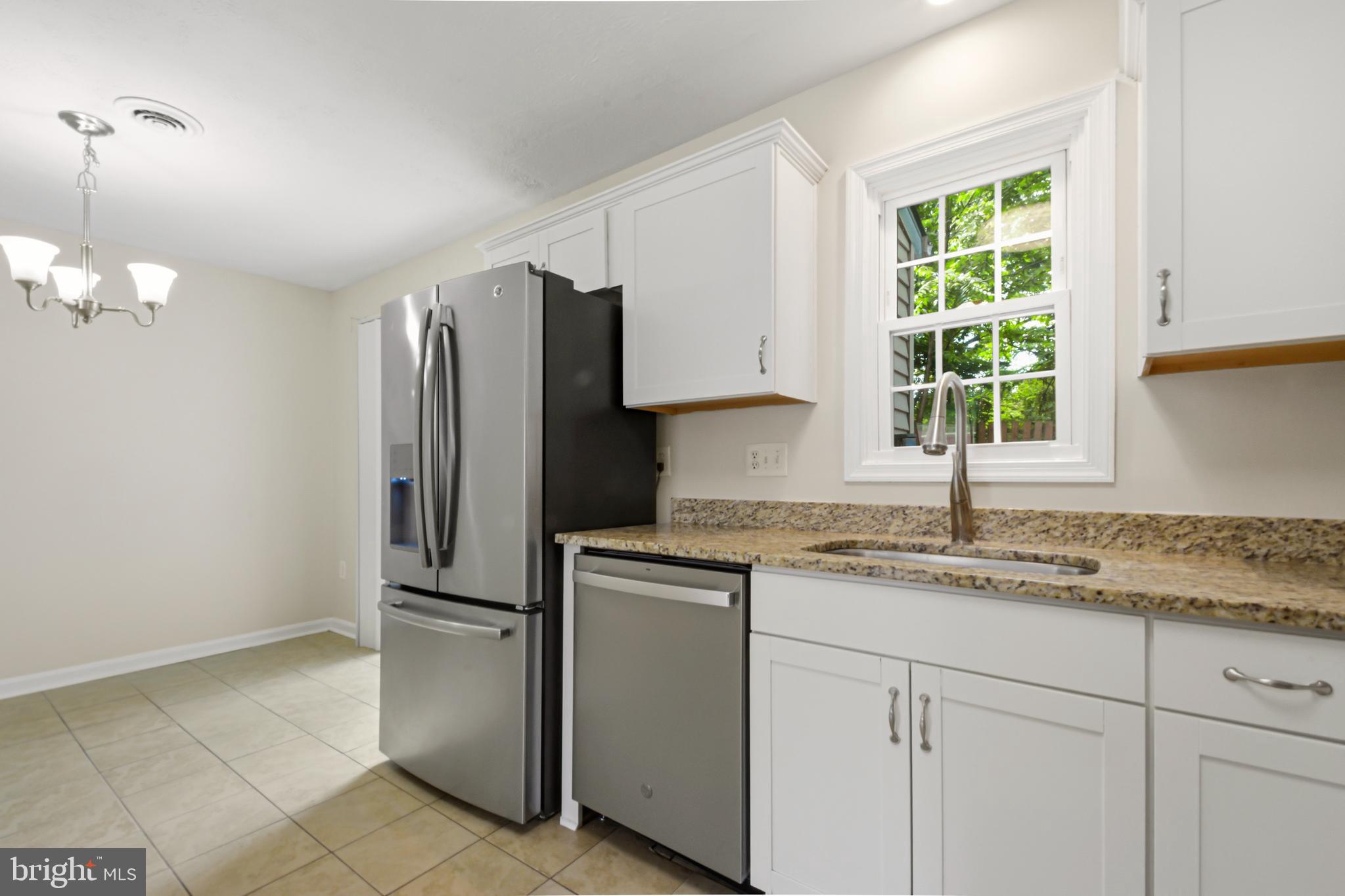ASH HOLLOW ESTATES - Residential
