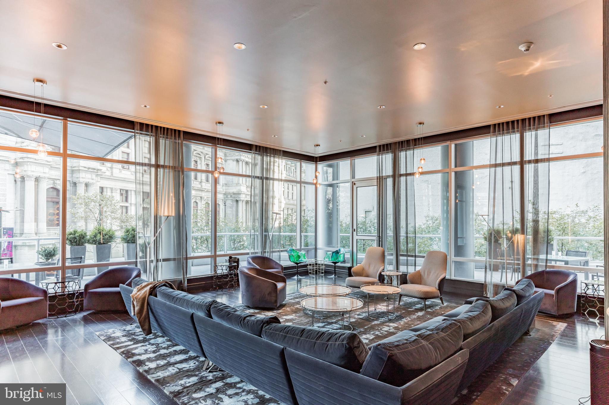 RITTENHOUSE SQUARE - Residential