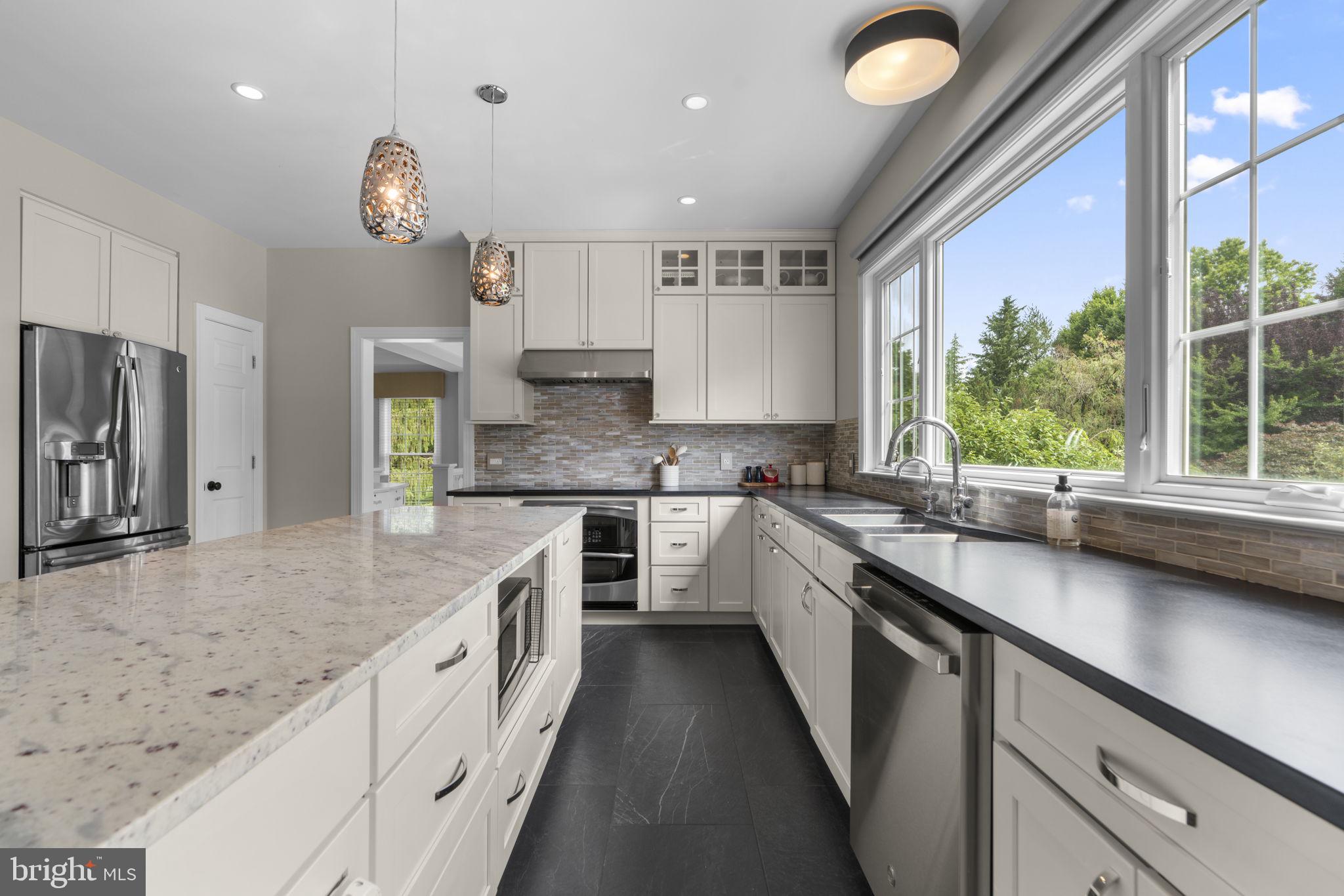 ASHLEIGH KNOLLS - Residential