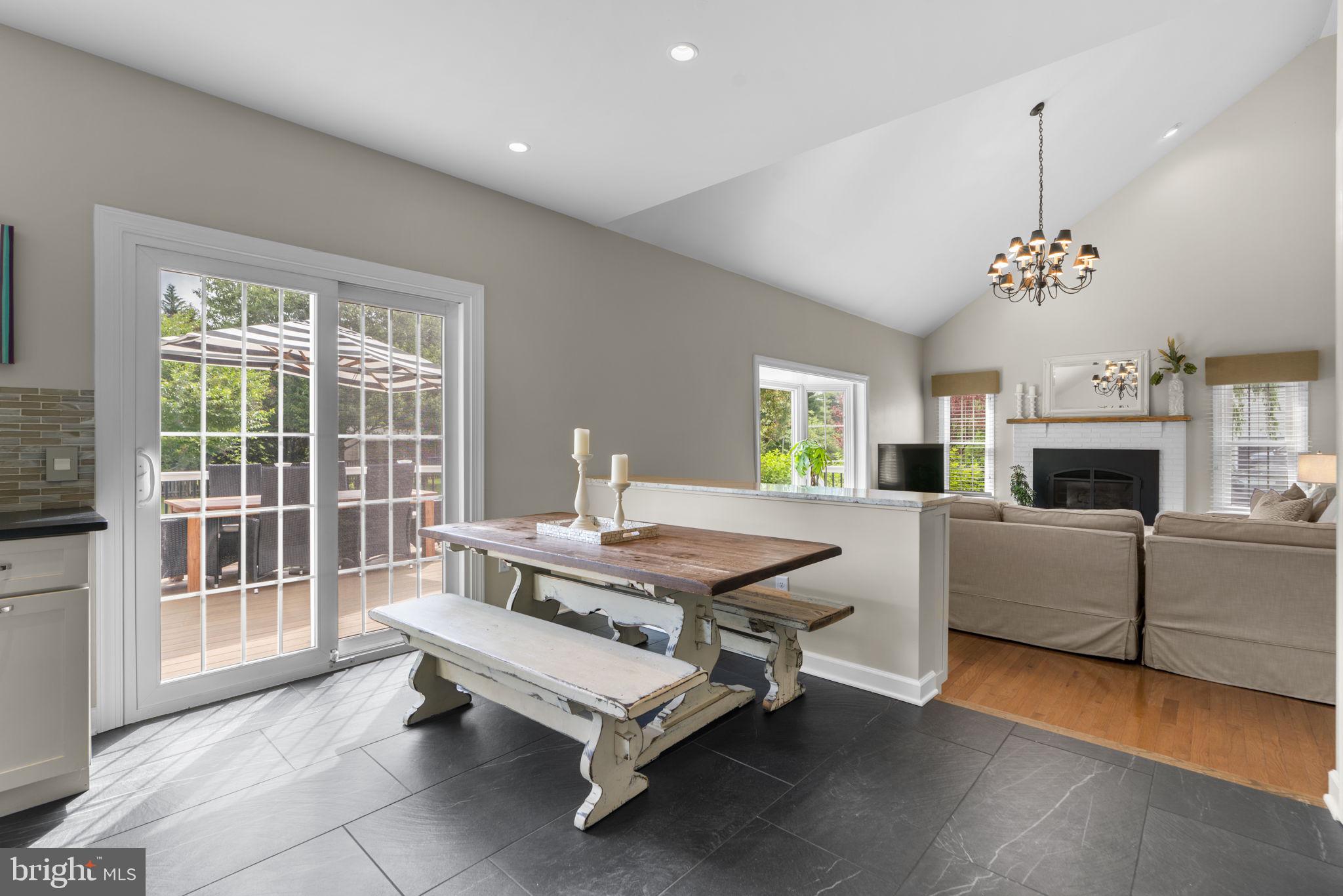 ASHLEIGH KNOLLS - Residential