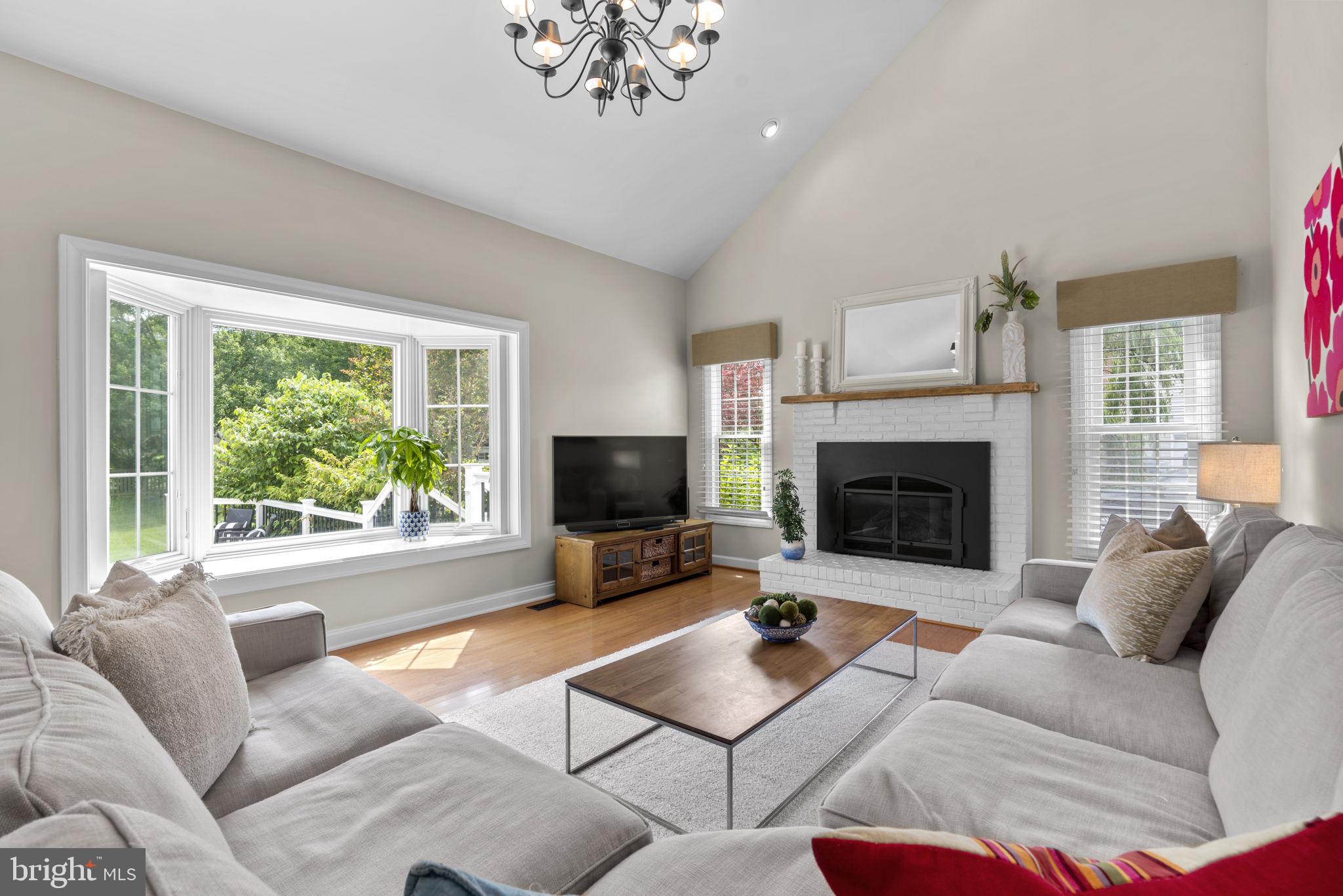 ASHLEIGH KNOLLS - Residential
