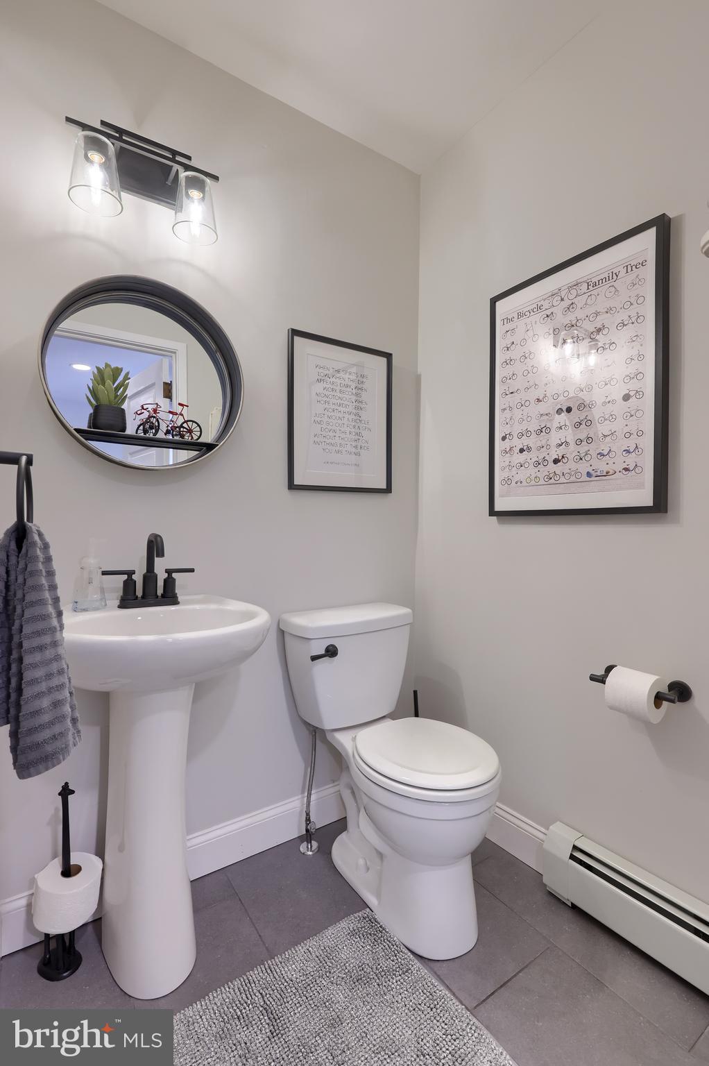 CHESTNUT HILL - Residential