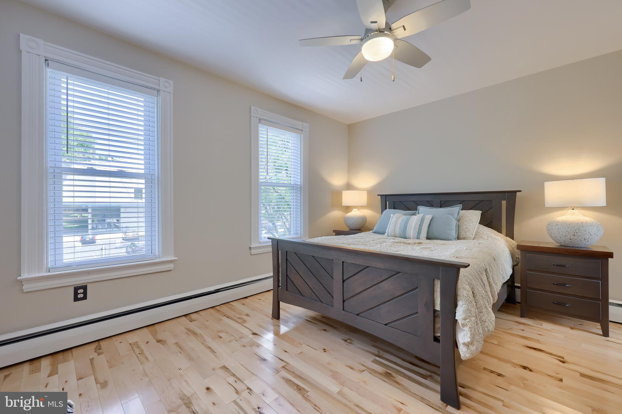 CHESTNUT HILL - Residential