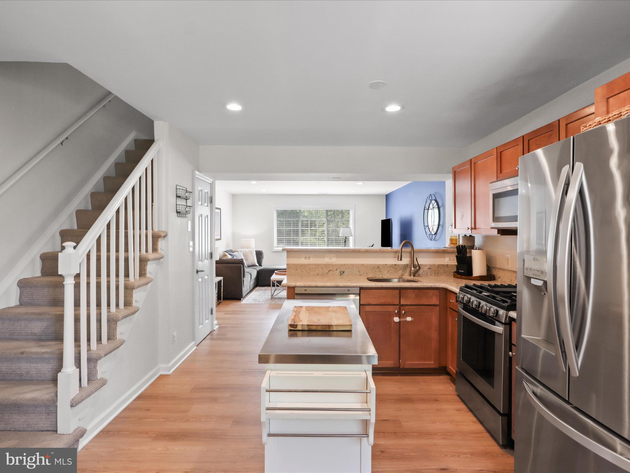 PARKSIDE AT ALEXANDRIA - Residential