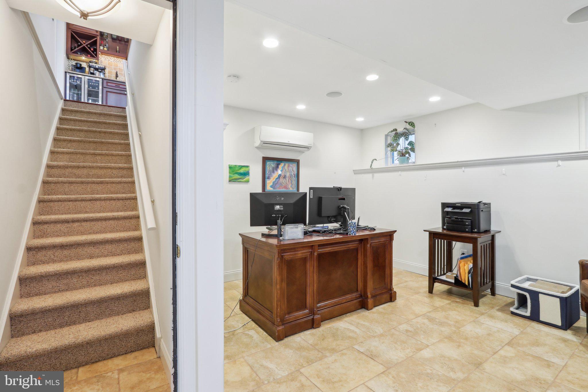 FRIENDSHIP HILLS - Residential