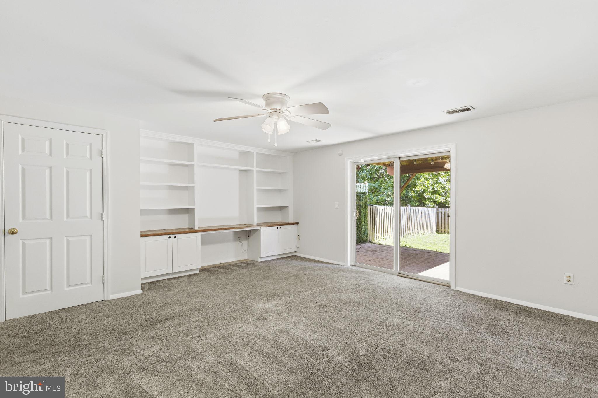 SILVER SPRING STATION - Residential