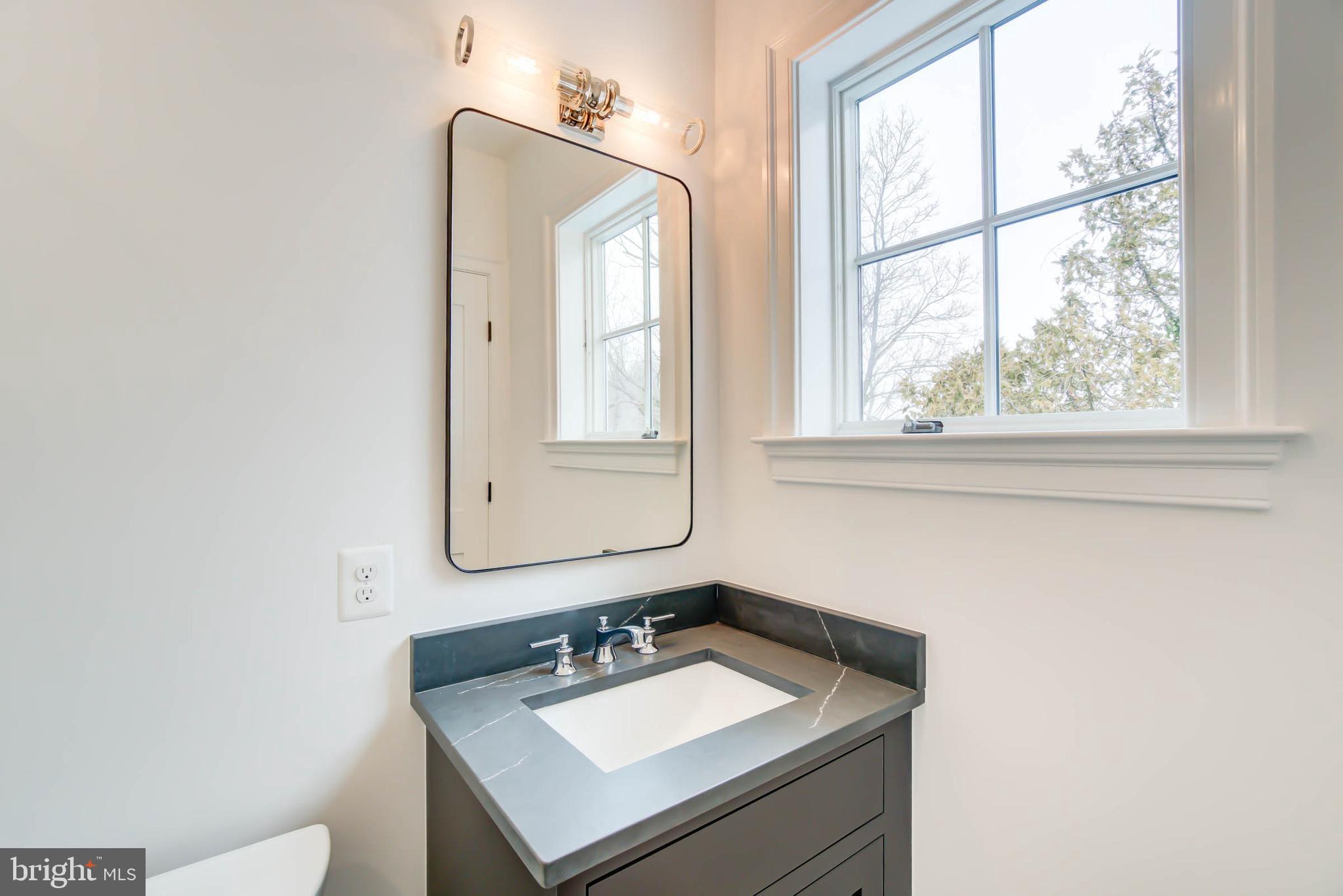 FOREST HILLS - Residential