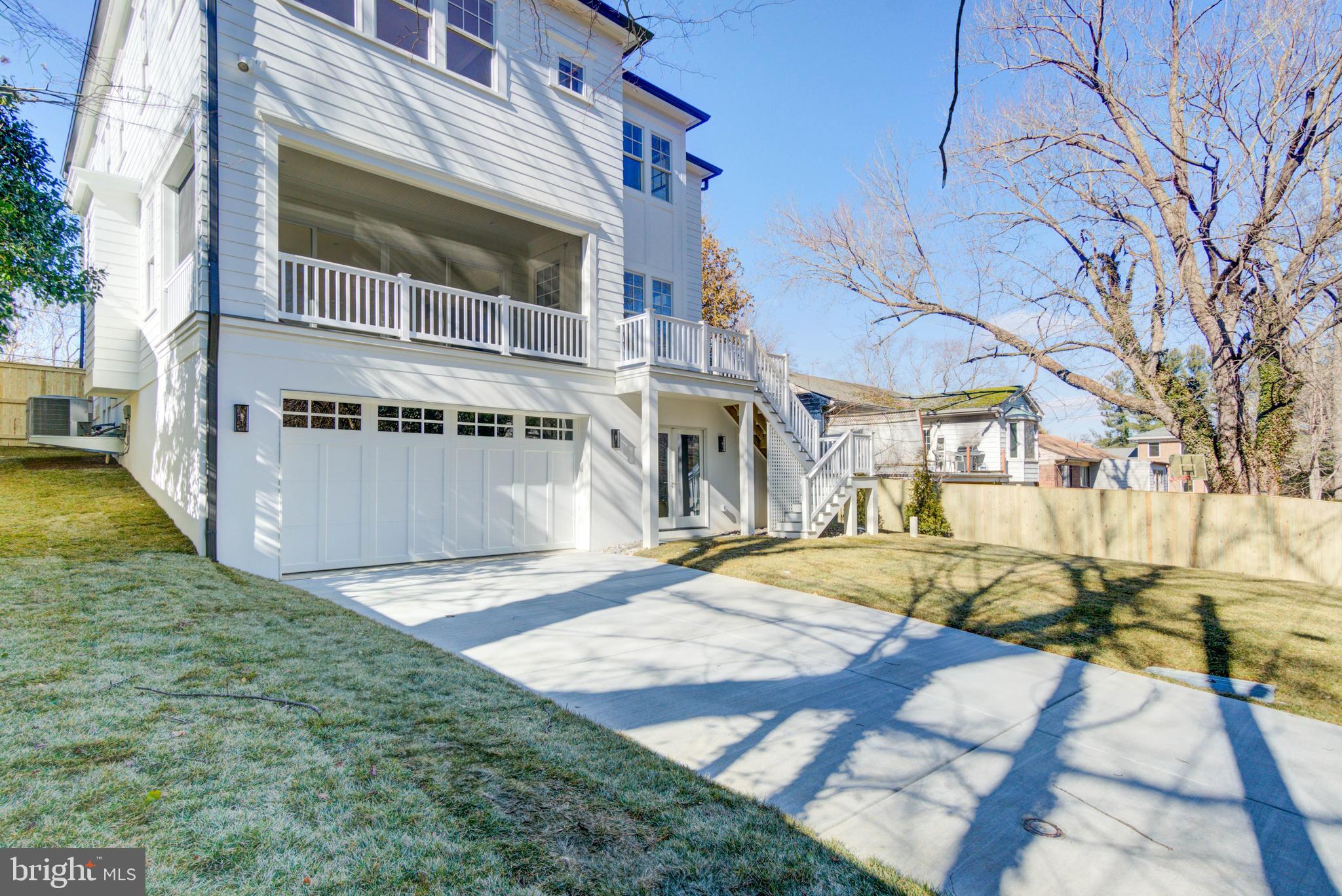FOREST HILLS - Residential