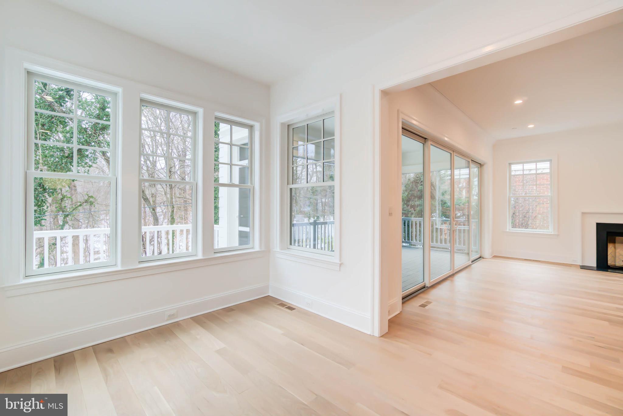 FOREST HILLS - Residential