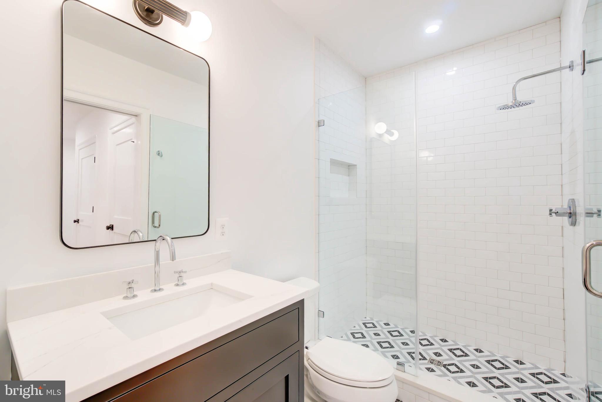 FOREST HILLS - Residential