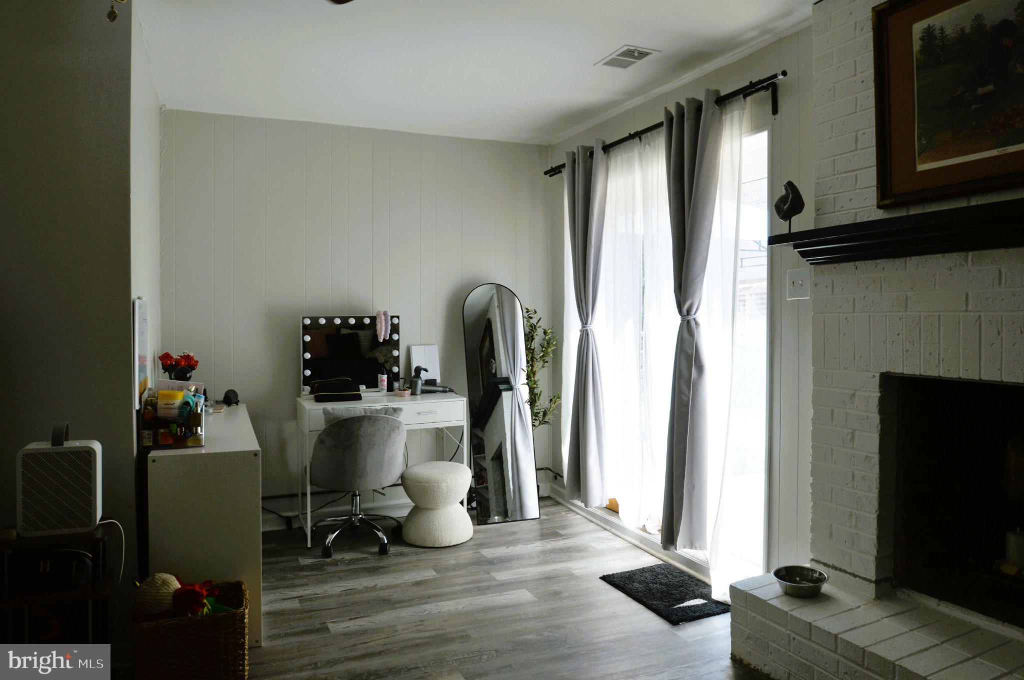 PARKWOOD - Residential Income