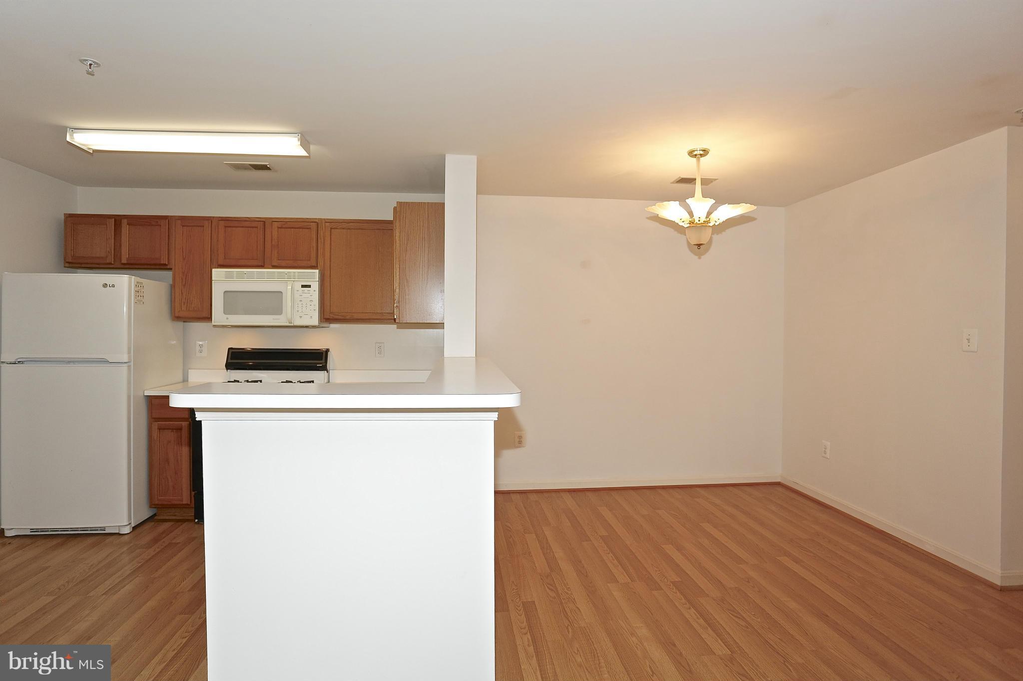 BROOKSTONE - Residential