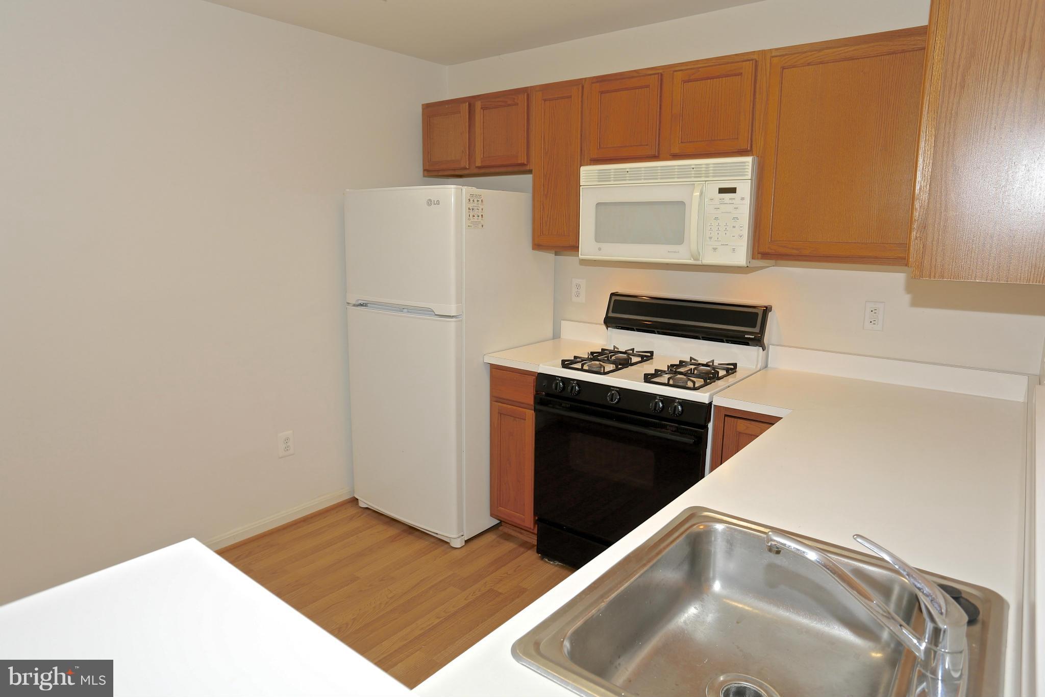 BROOKSTONE - Residential