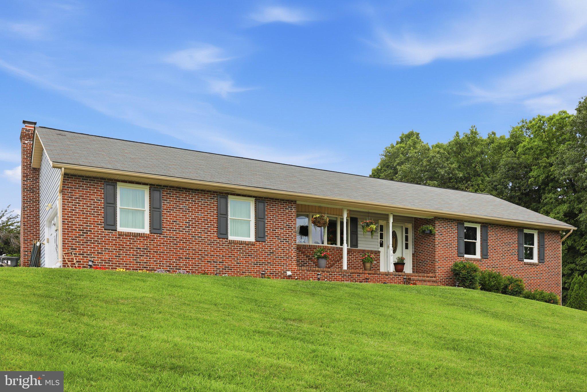 CLEAR HILL FARMS - Residential