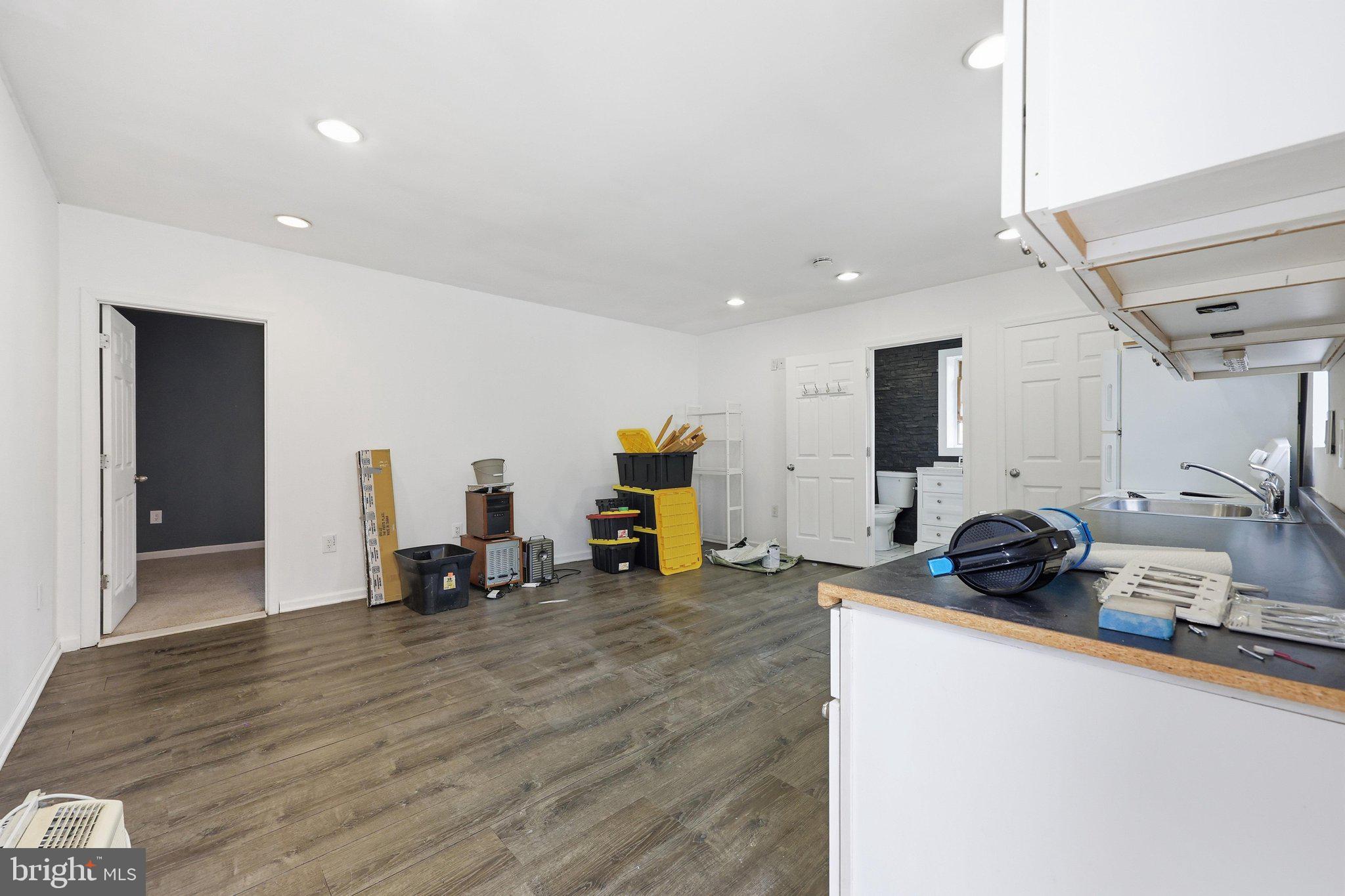 CLEAR HILL FARMS - Residential