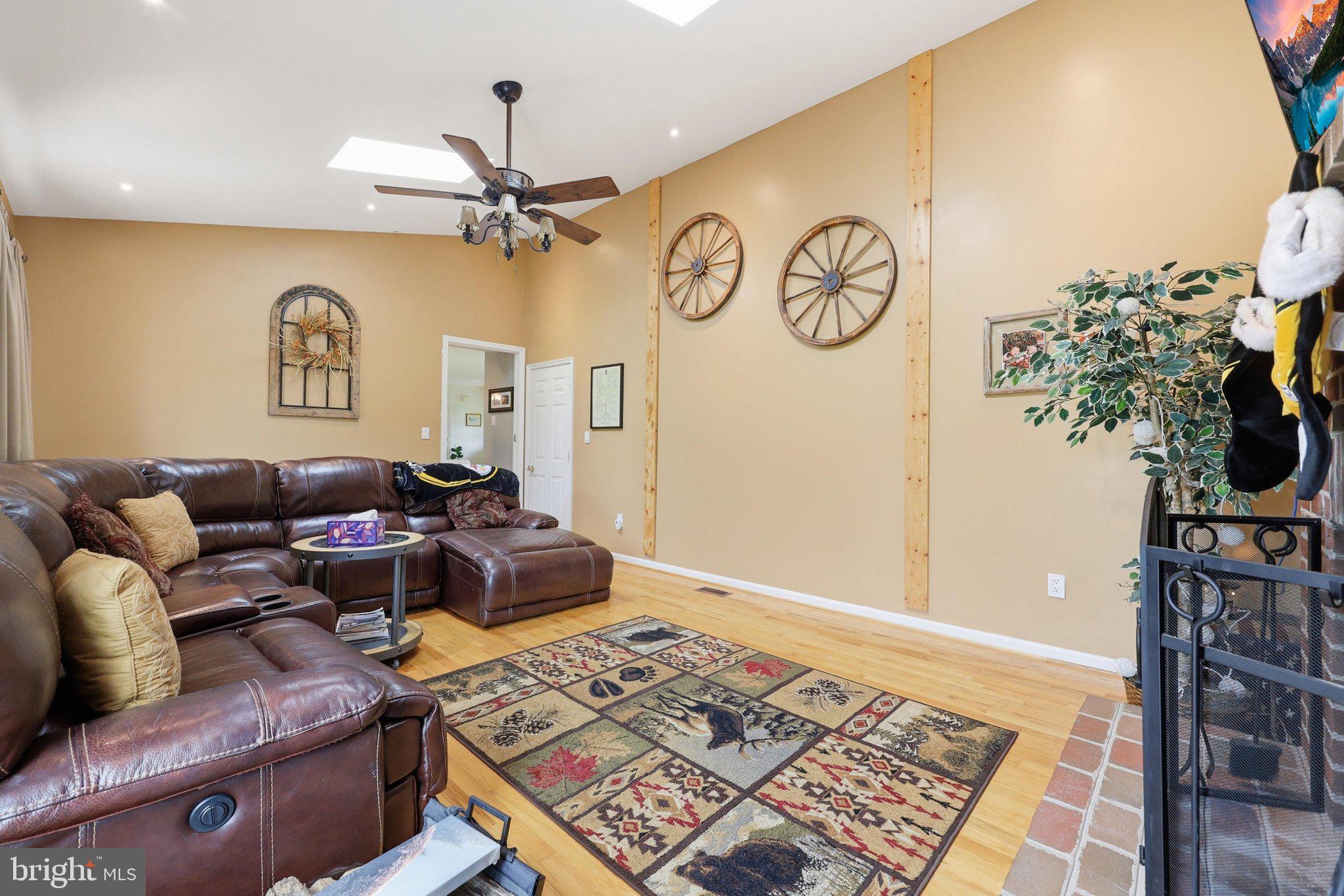 CLEAR HILL FARMS - Residential