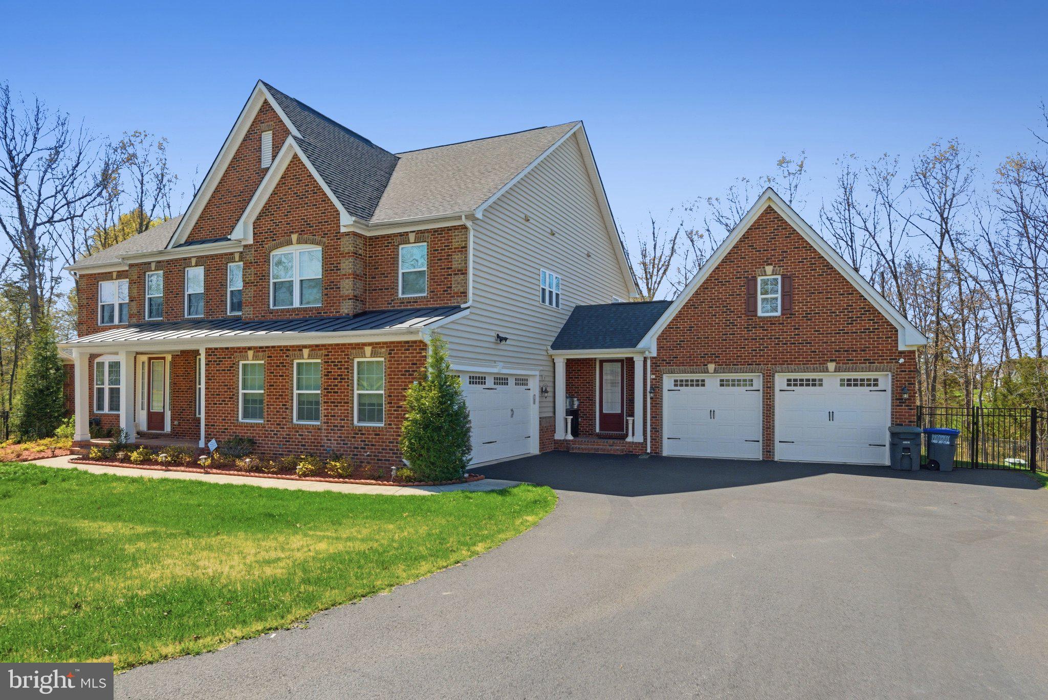 STONEBRIDGE AT THE WINERY AT BULL RUN - Residential