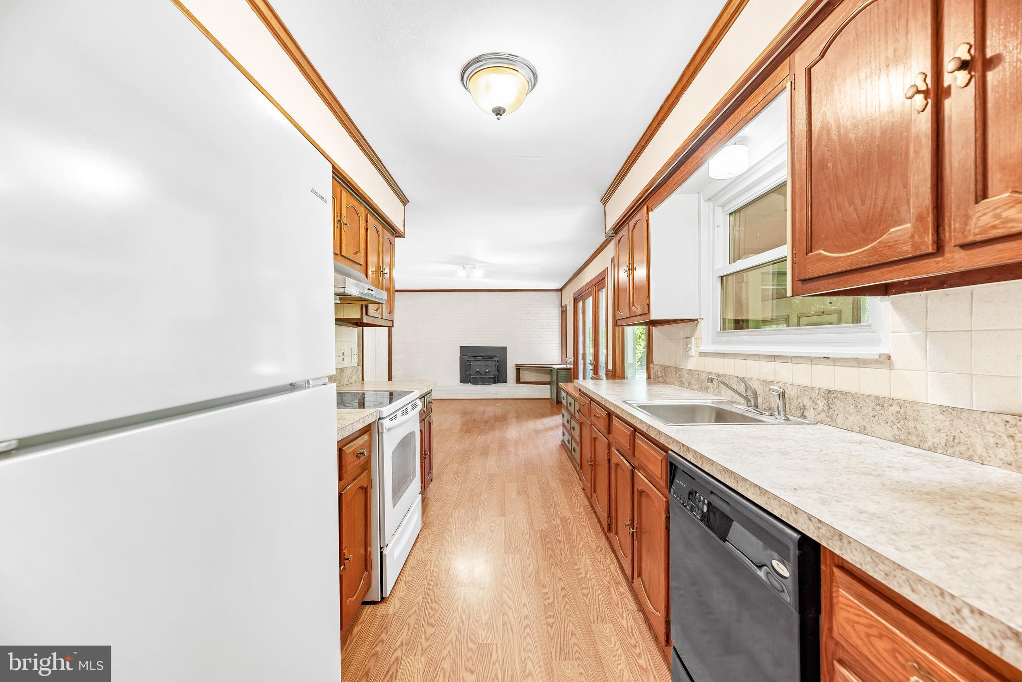 HALLMARK ESTATES - Residential