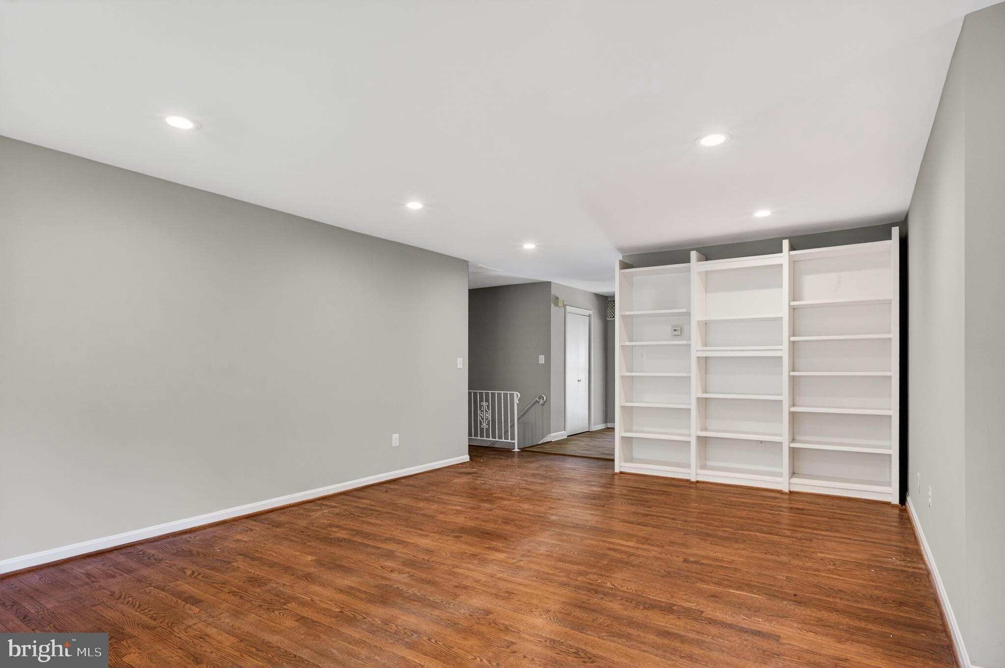 ASHLAWN - Residential