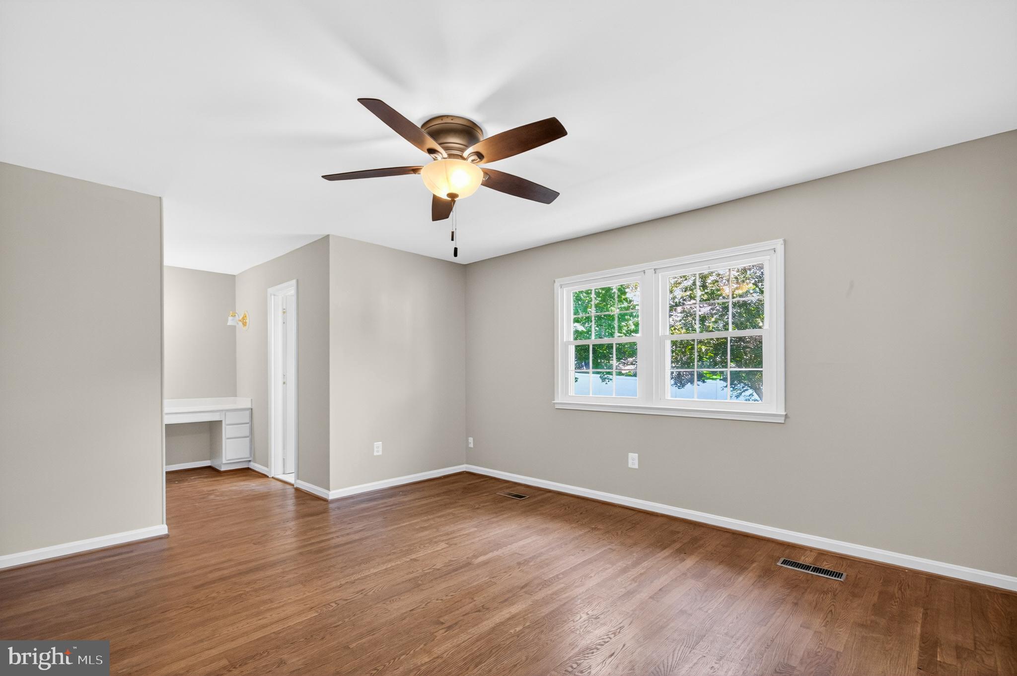 ASHLAWN - Residential