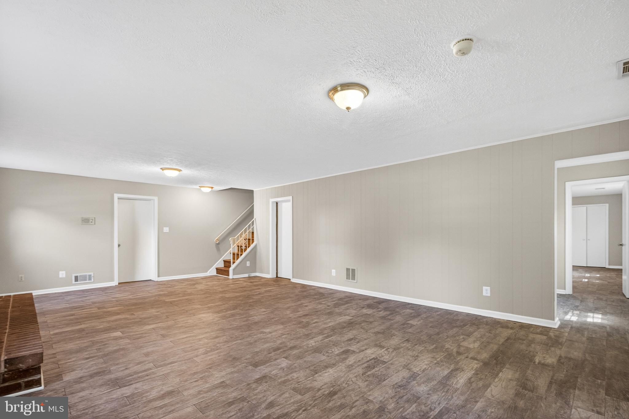 ASHLAWN - Residential