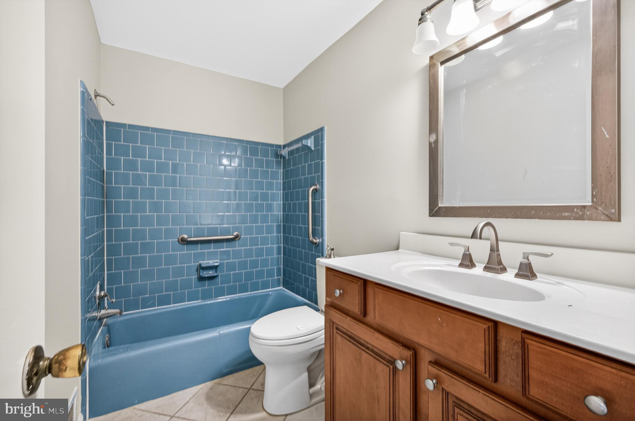 ASHLAWN - Residential