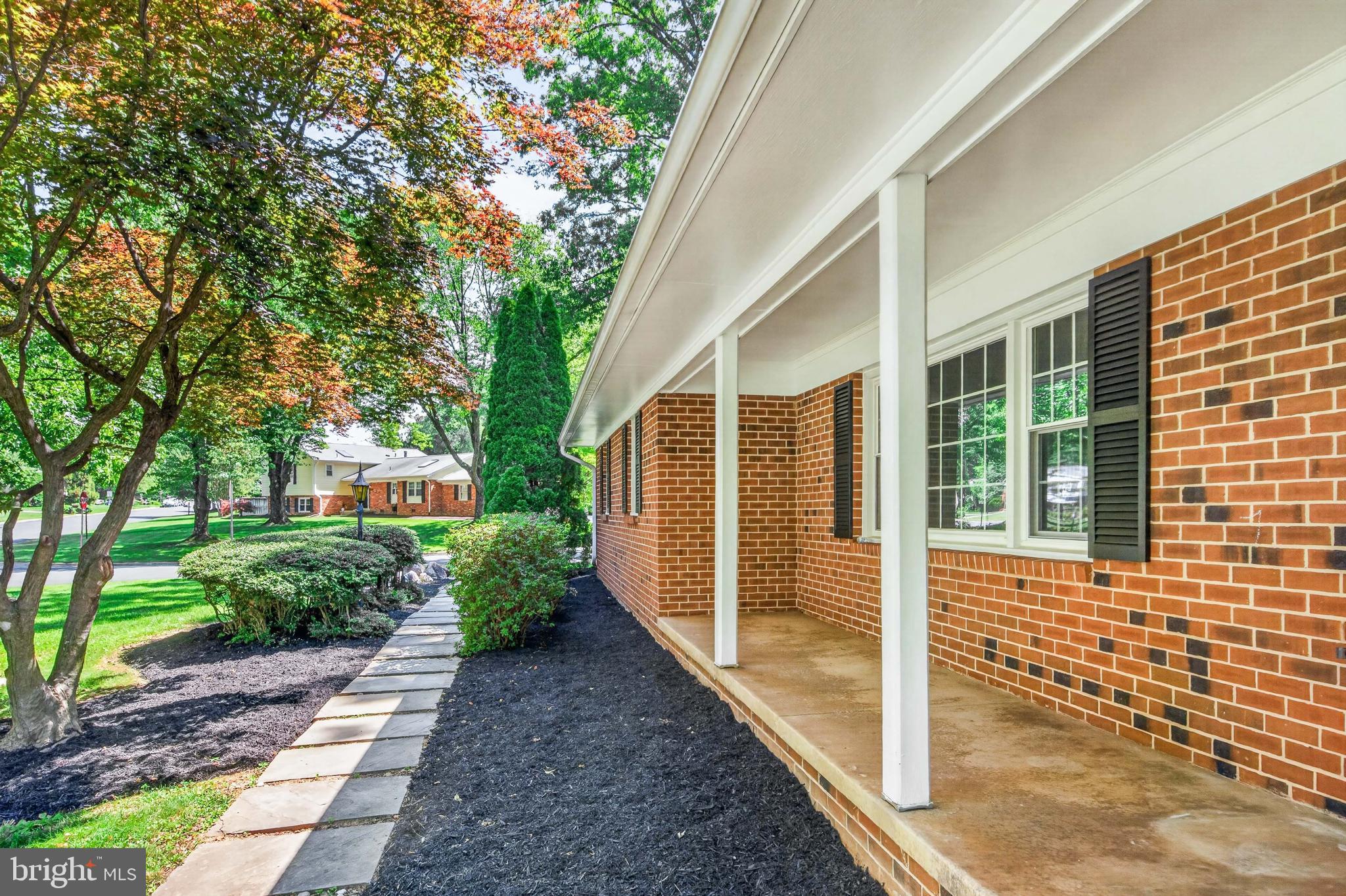 ASHLAWN - Residential