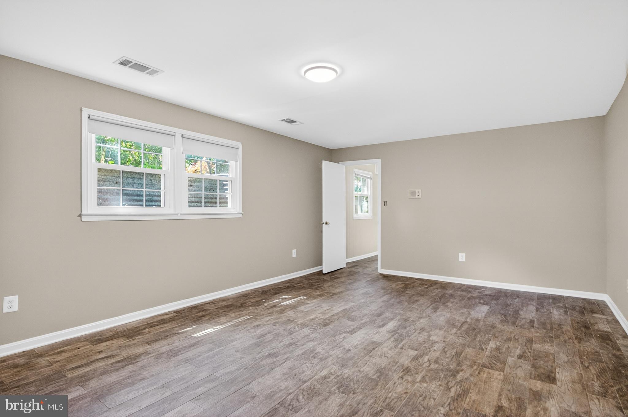 ASHLAWN - Residential