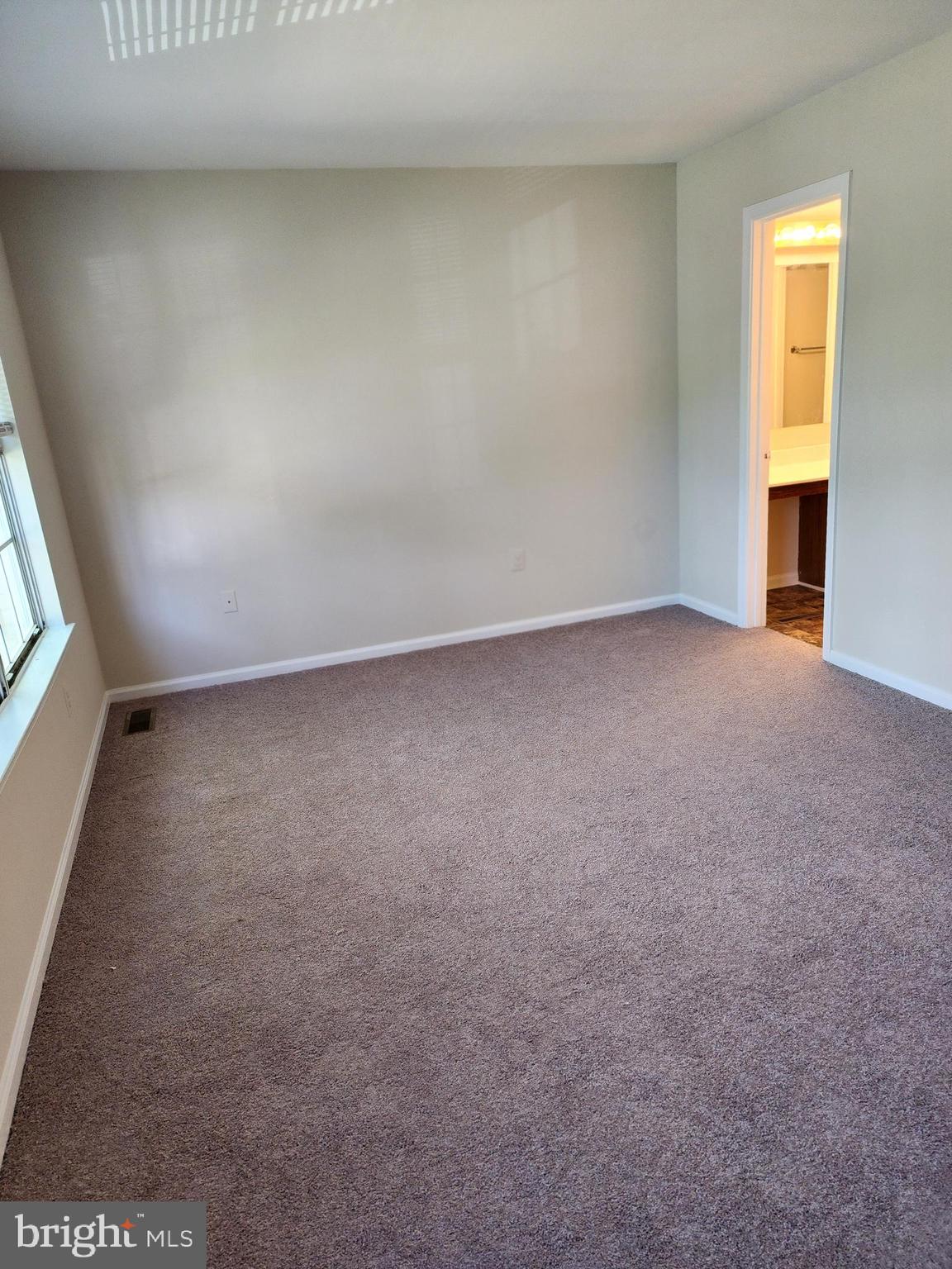 HERITAGE COMMONS - Residential Lease