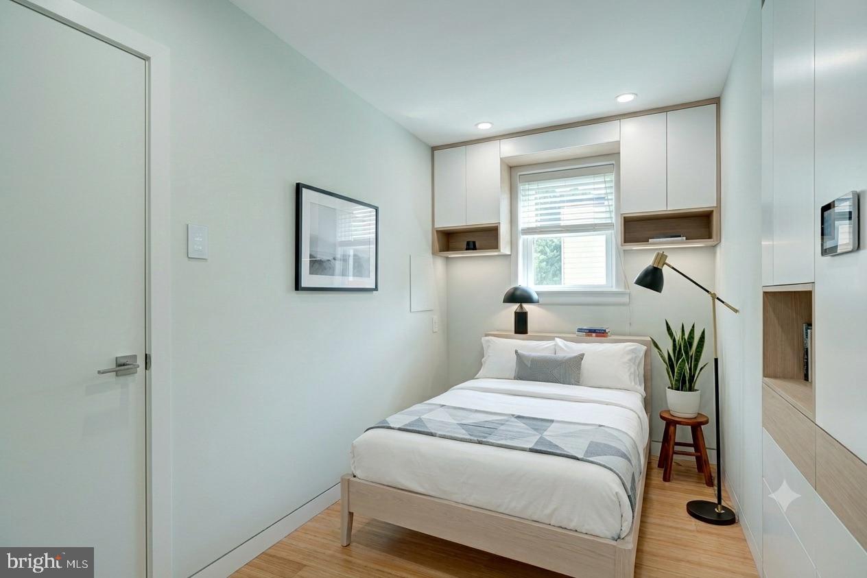 PORT RICHMOND - Residential