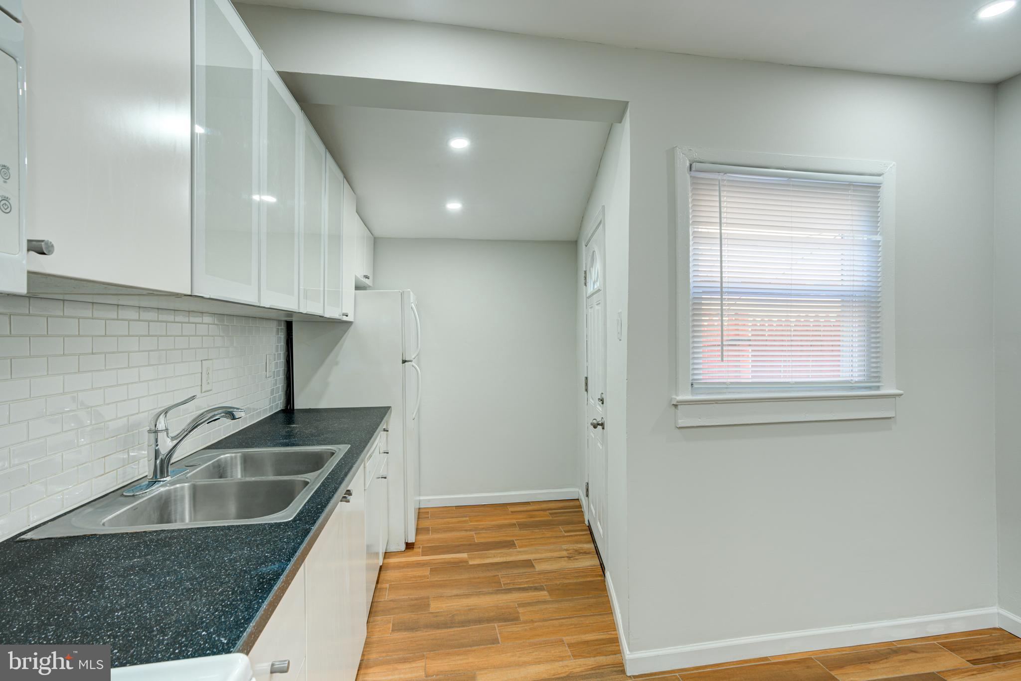 PORT RICHMOND - Residential