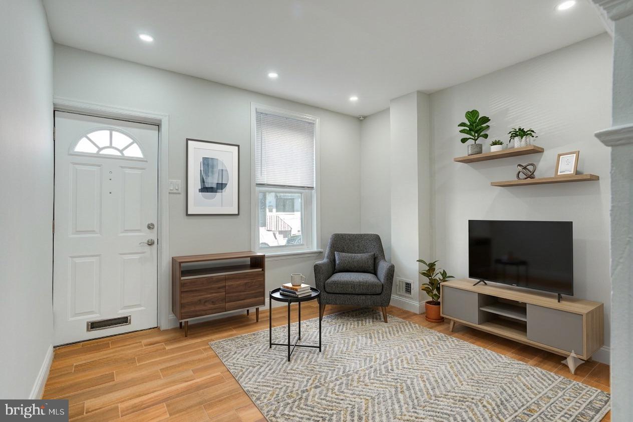 PORT RICHMOND - Residential