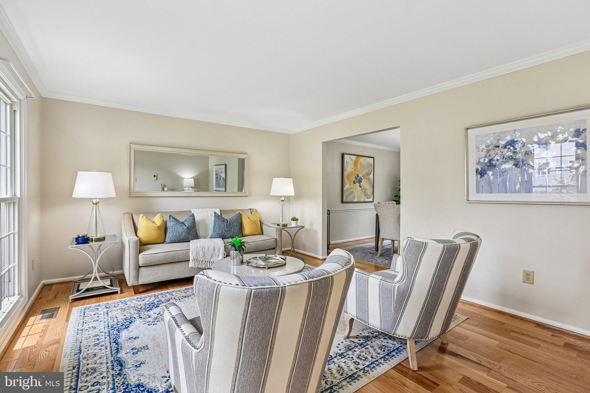 MONTGOMERY SQUARE - Residential