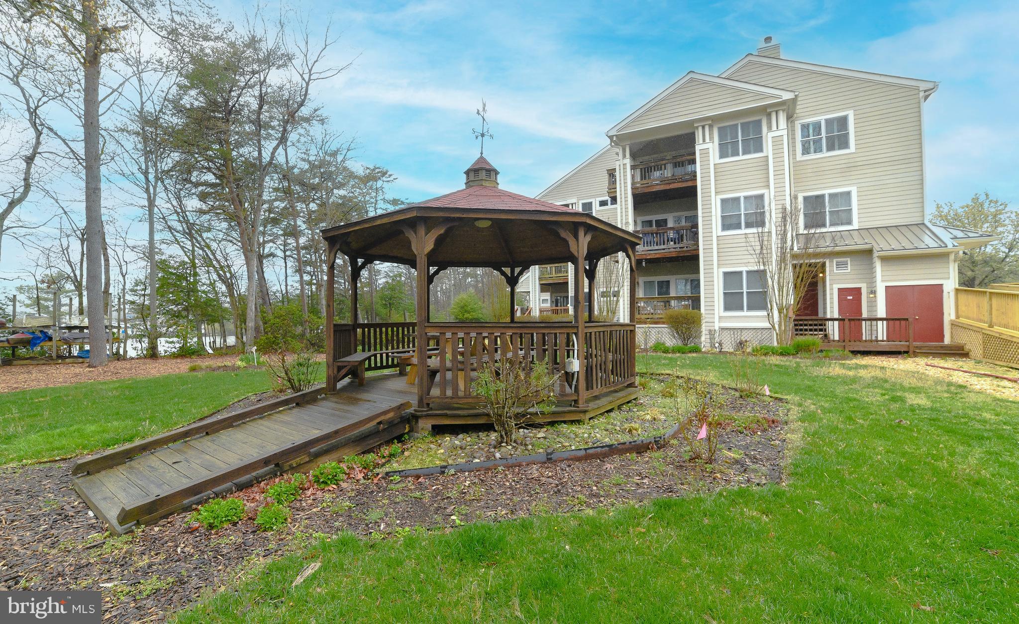 SOLOMONS LANDING - Residential Lease