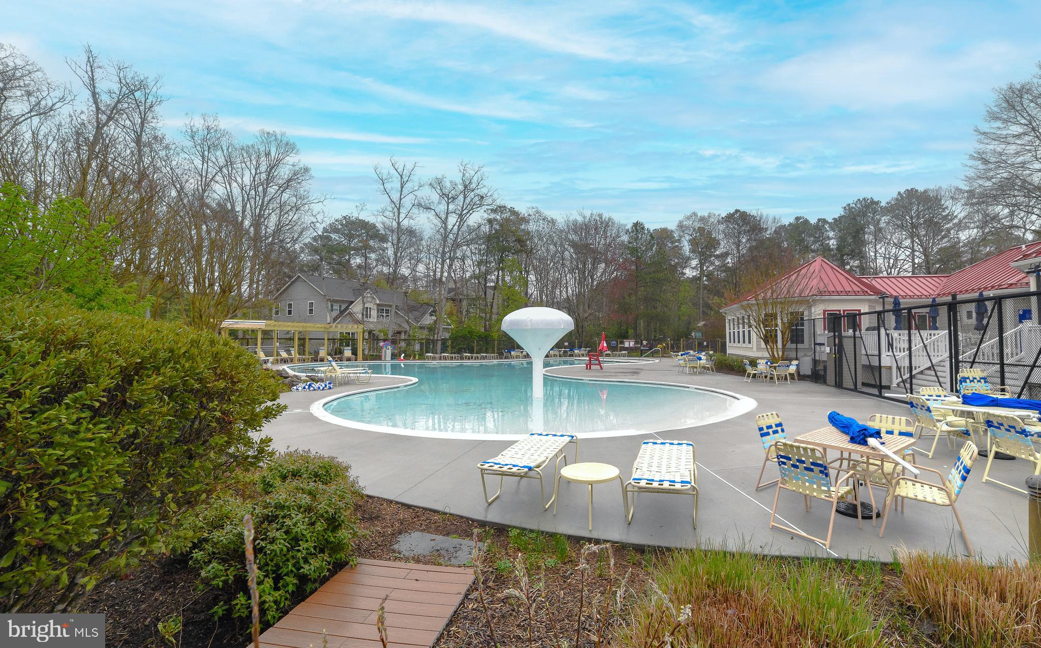 SOLOMONS LANDING - Residential Lease