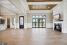 ROCK ISLAND LANDING - Residential