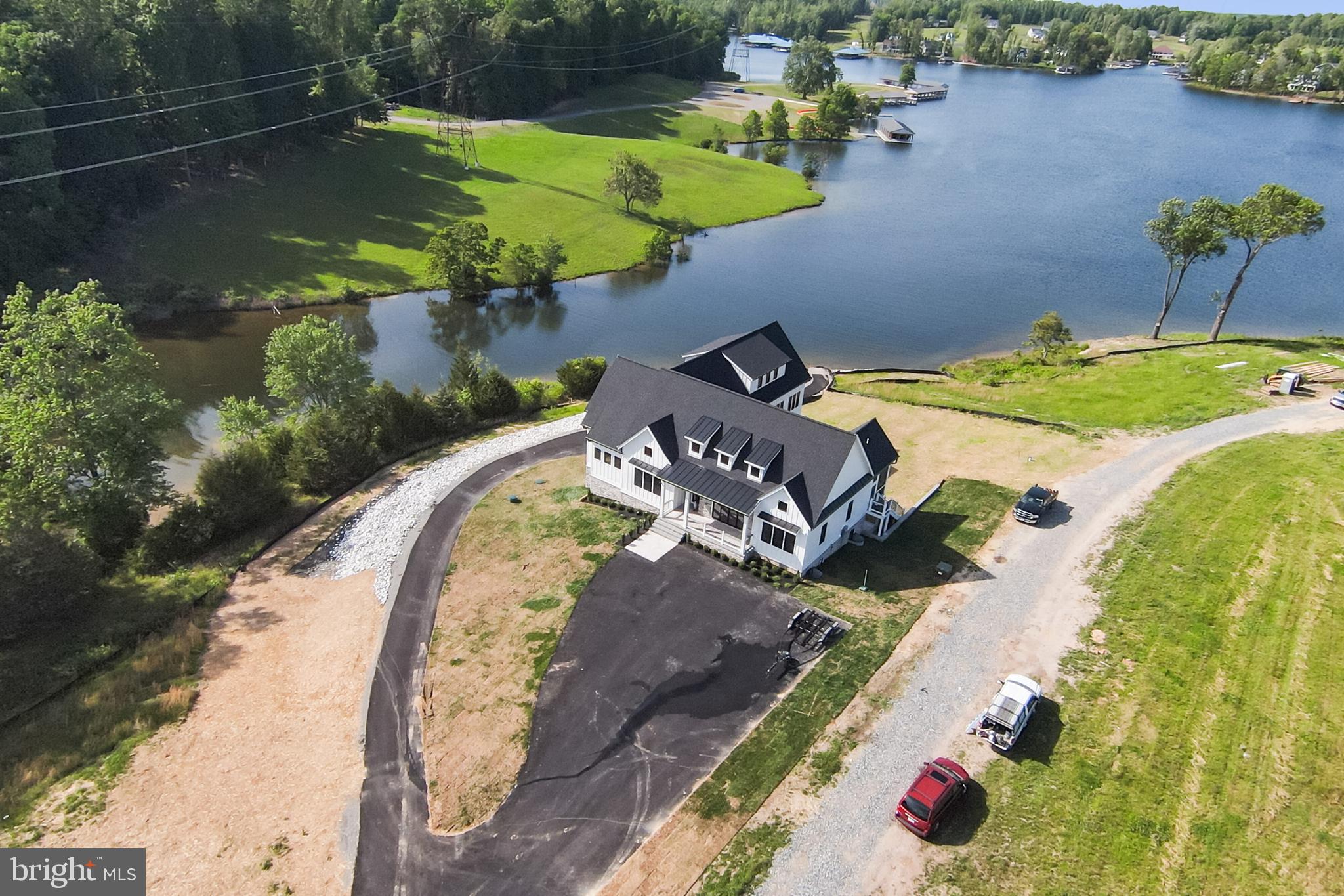 ROCK ISLAND LANDING - Residential
