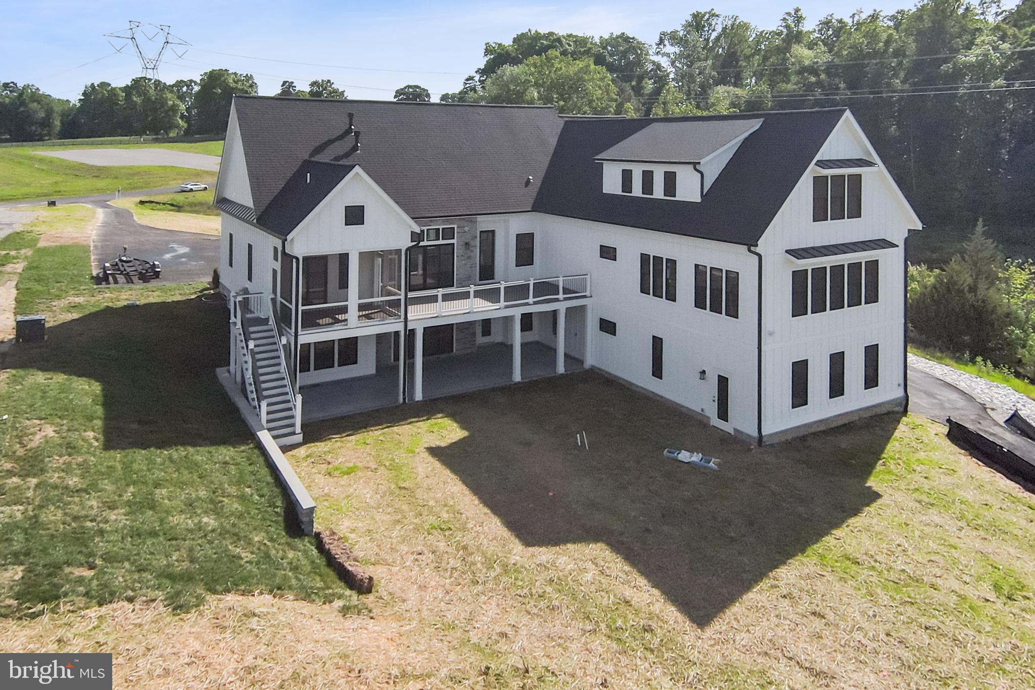 ROCK ISLAND LANDING - Residential