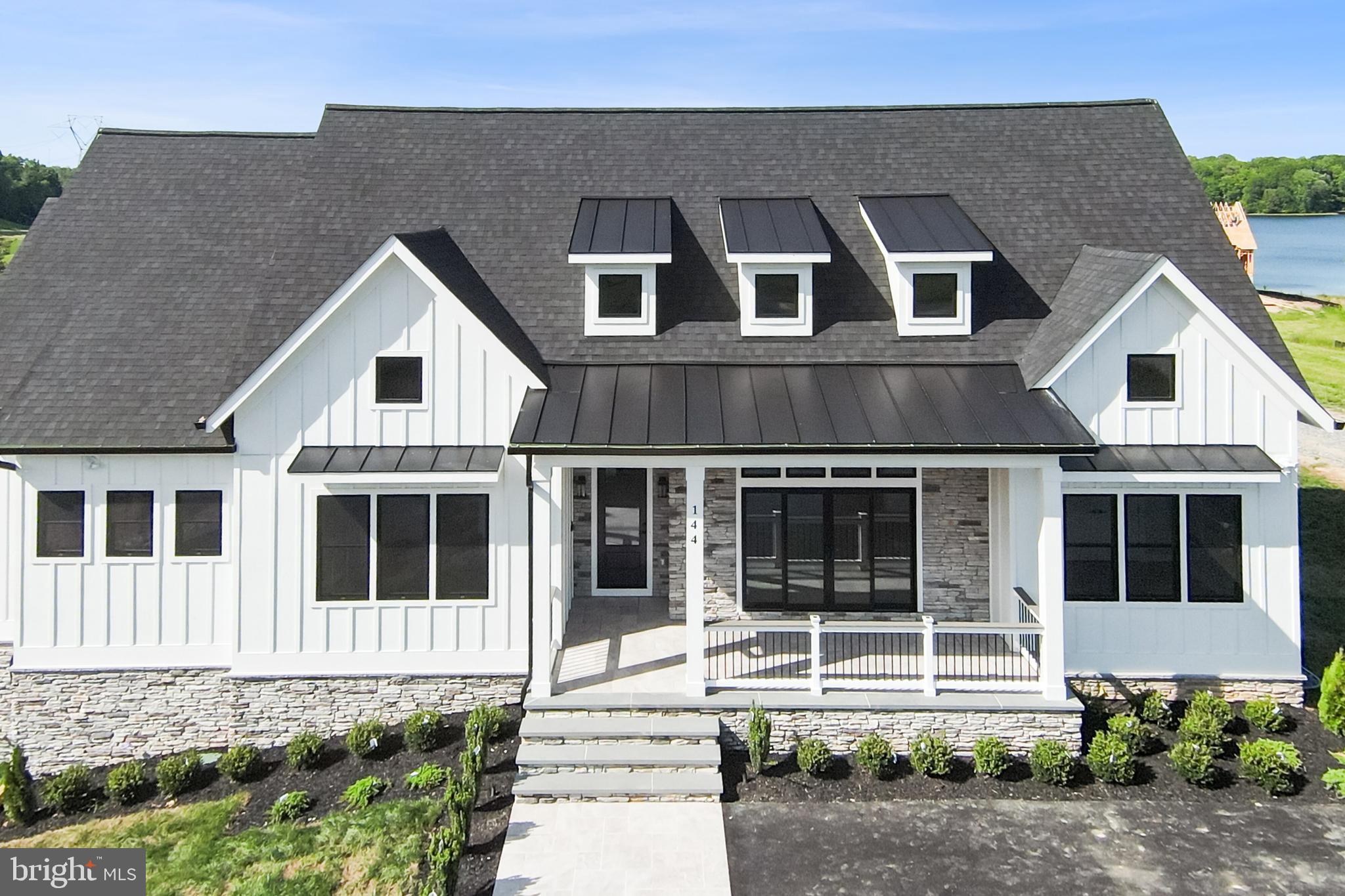 ROCK ISLAND LANDING - Residential