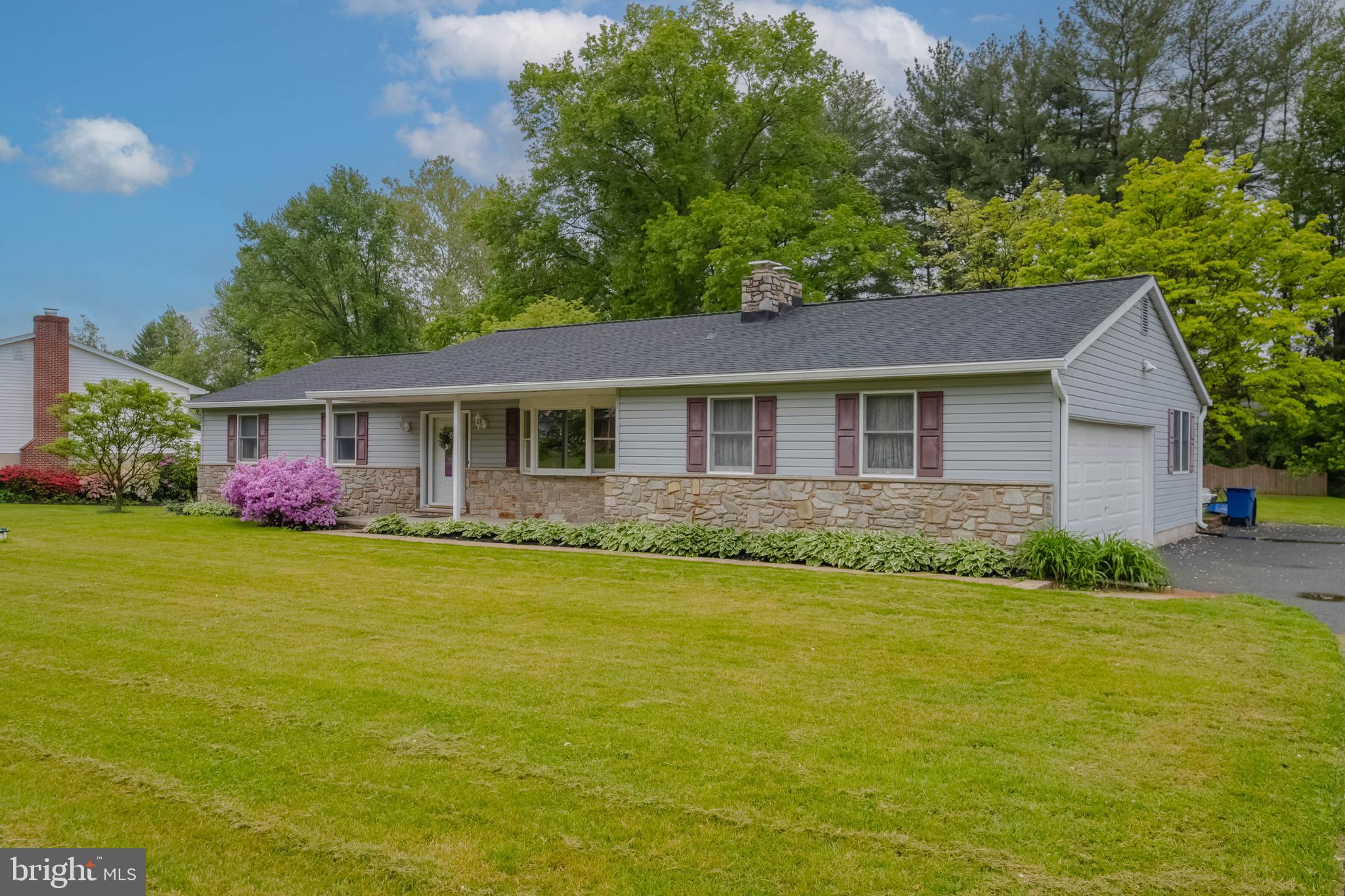 PLEASANT HILLS - Residential