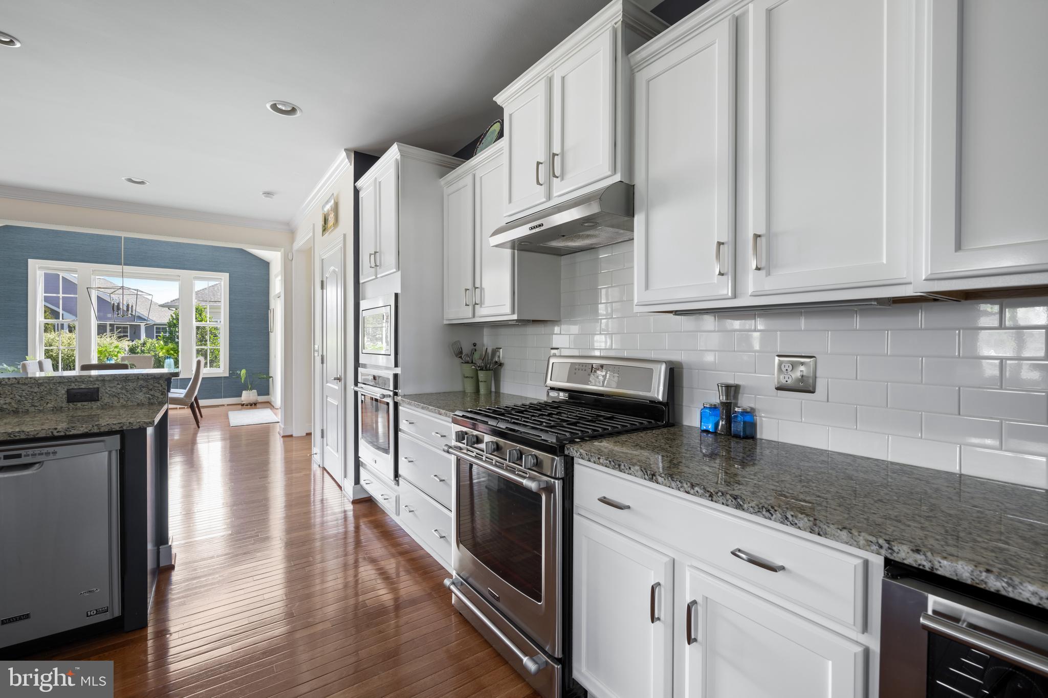 SAWGRASS AT WHITE OAK CREEK - Residential