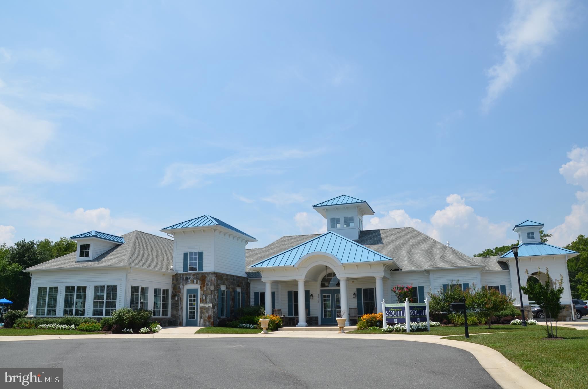 SAWGRASS AT WHITE OAK CREEK - Residential