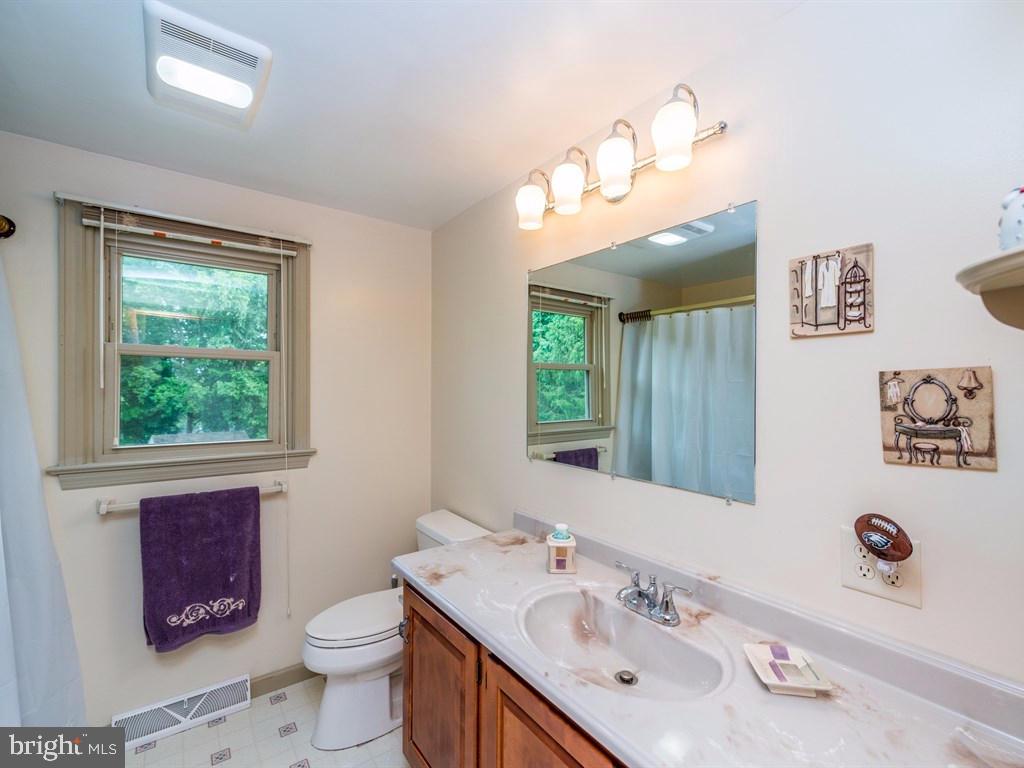 MILLERSVILLE - Residential