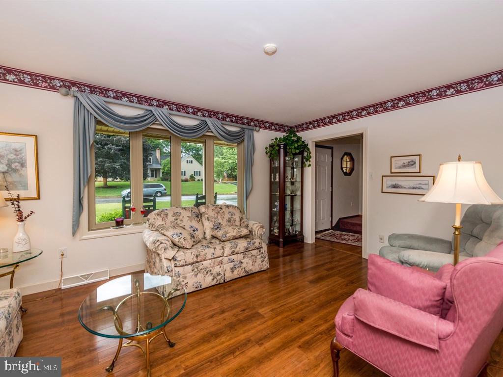 MILLERSVILLE - Residential