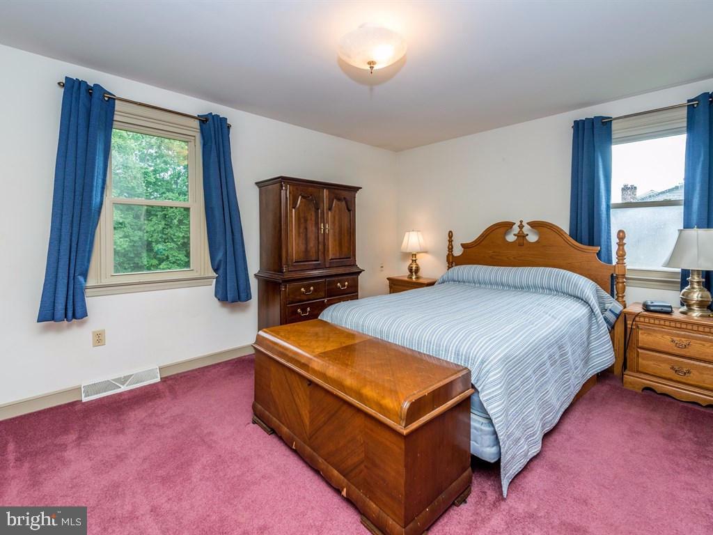 MILLERSVILLE - Residential