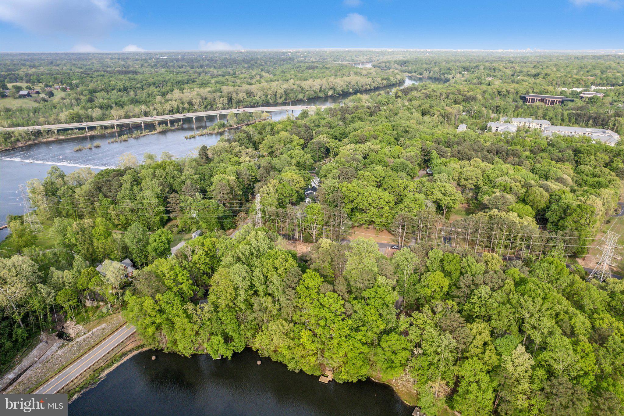 HUGUENOT FARMS - Residential