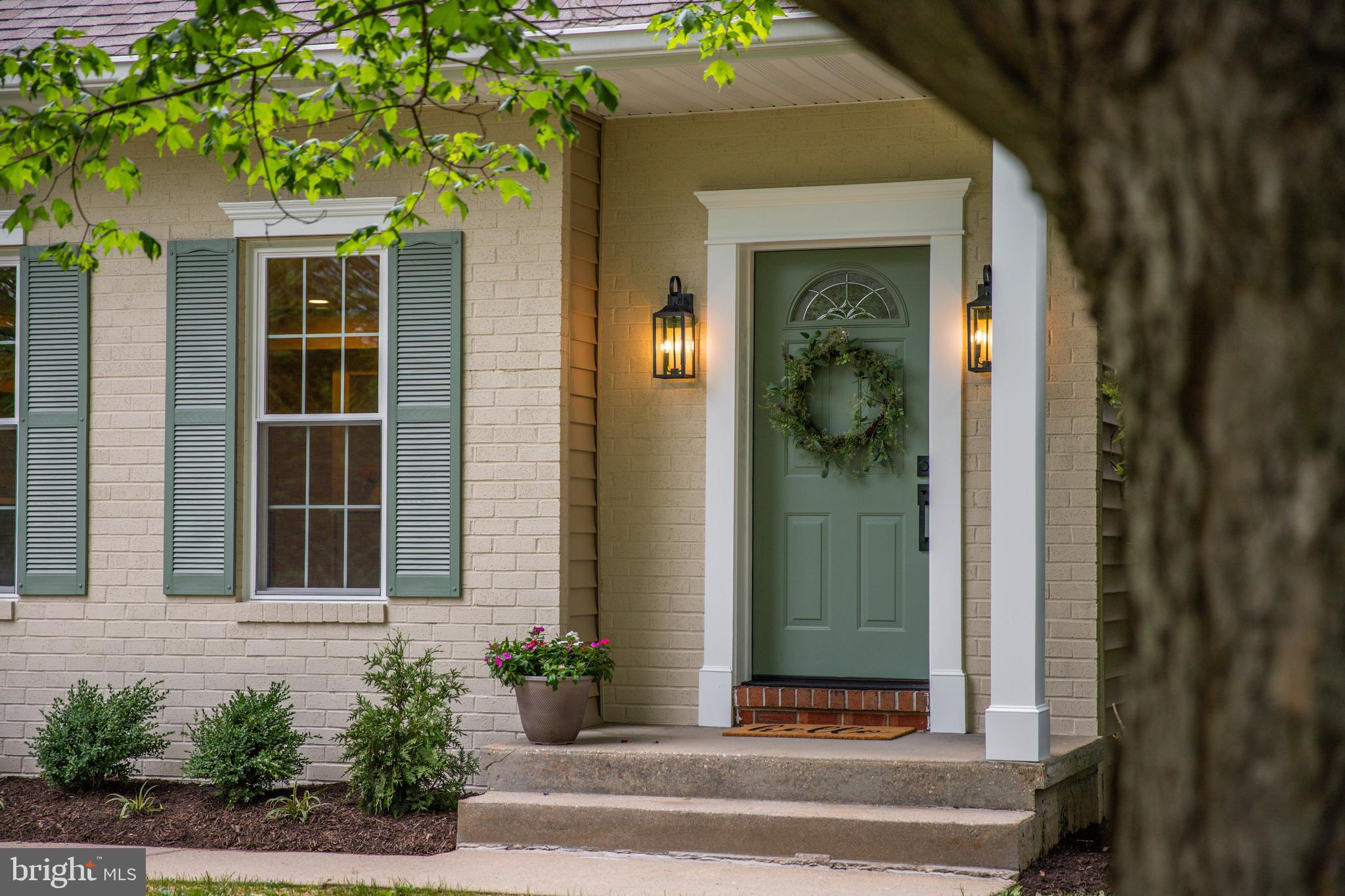 DULANEY GATE - Residential