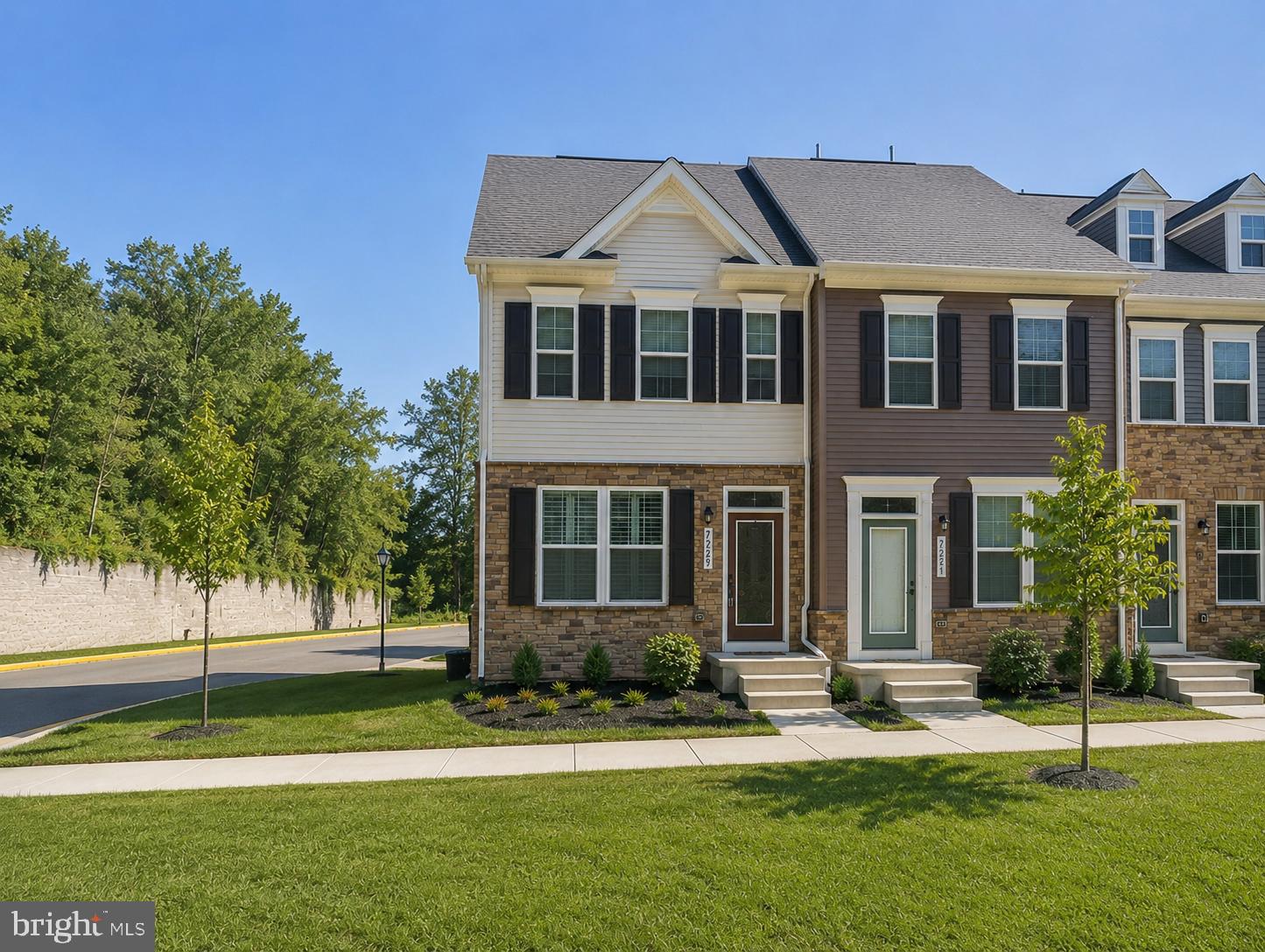 ELKRIDGE CROSSING - Residential