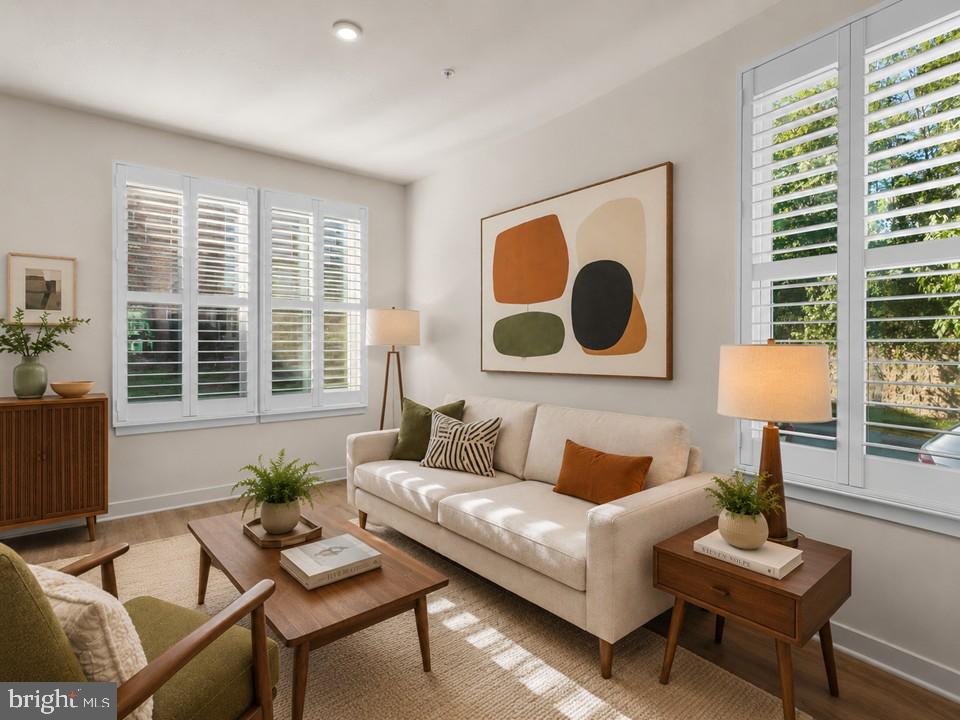 ELKRIDGE CROSSING - Residential